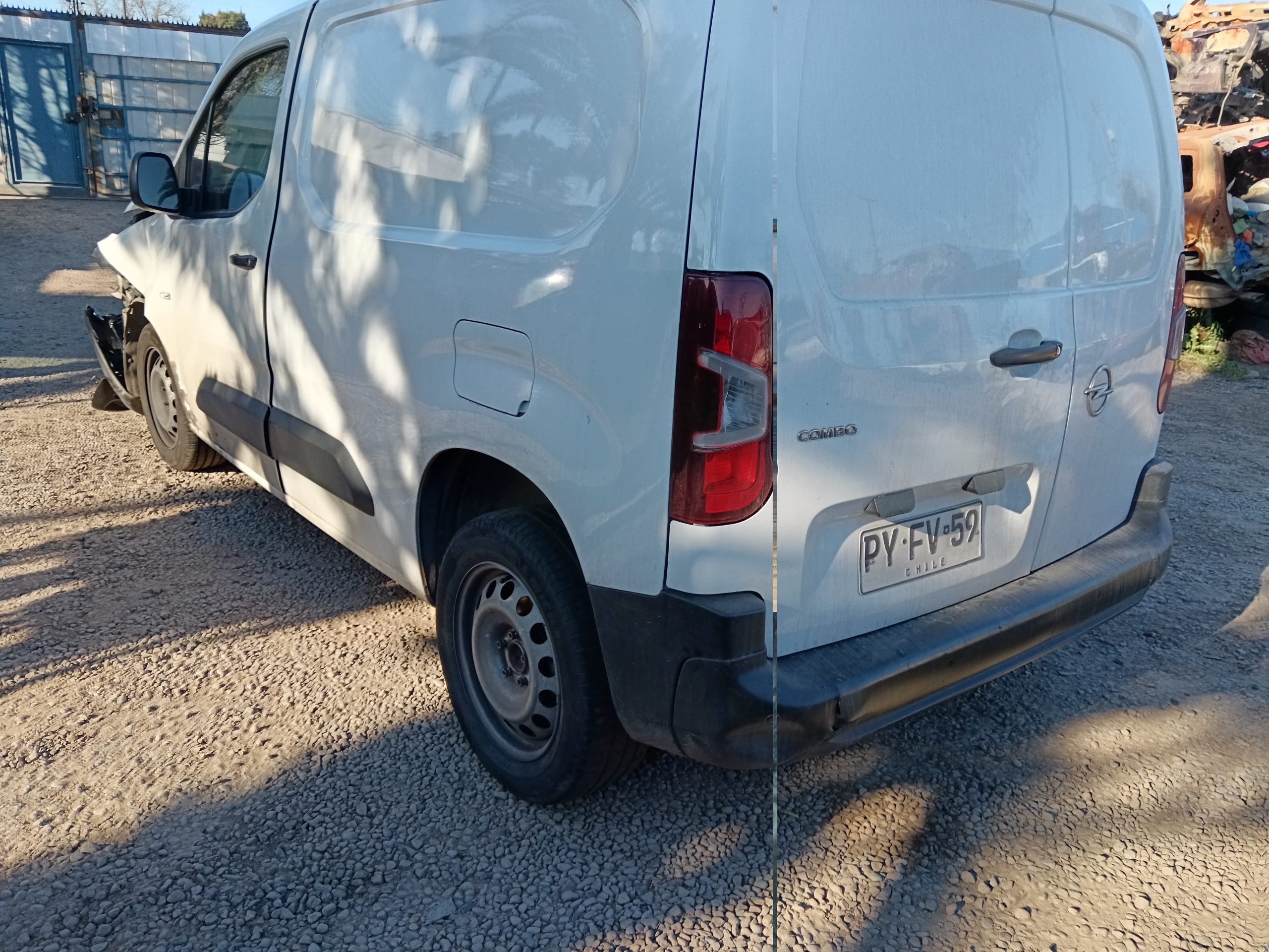 OPEL COMBO –