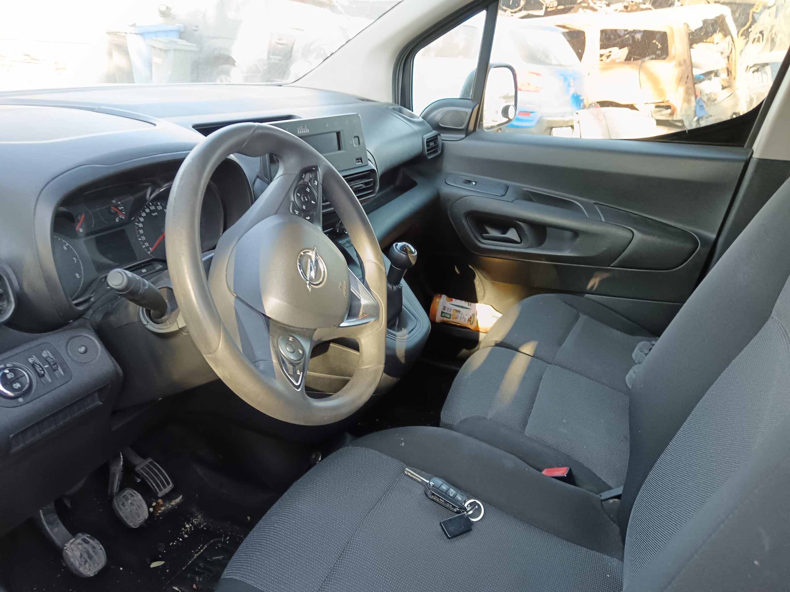 OPEL COMBO –