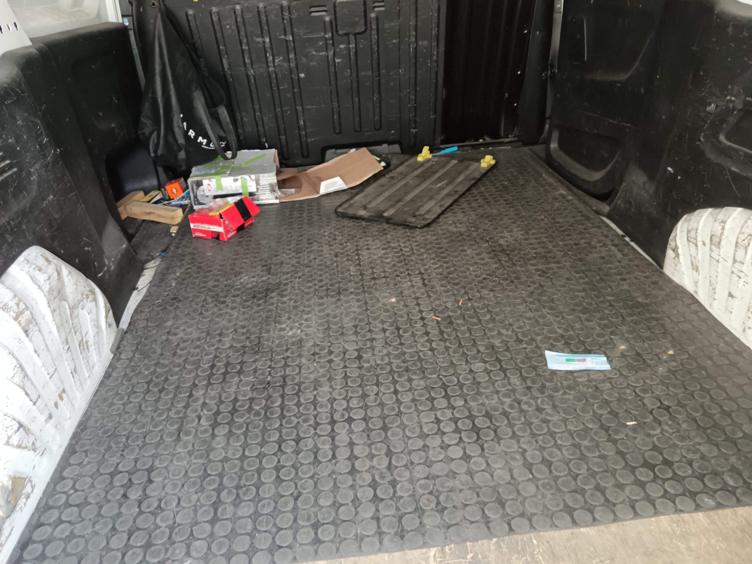 PEUGEOT PARTNERT –