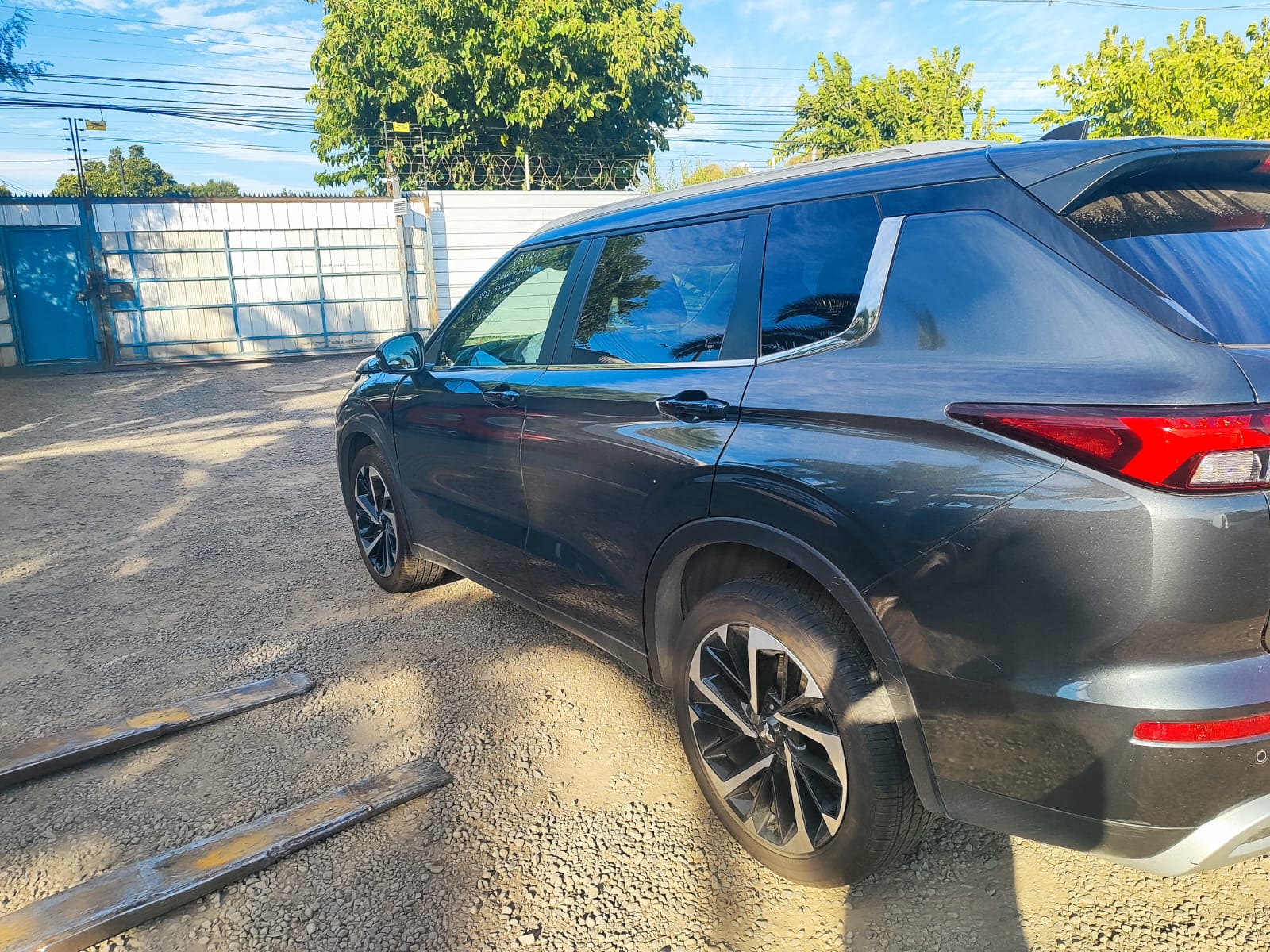 MITSUBISHI OUTLANDER 2025