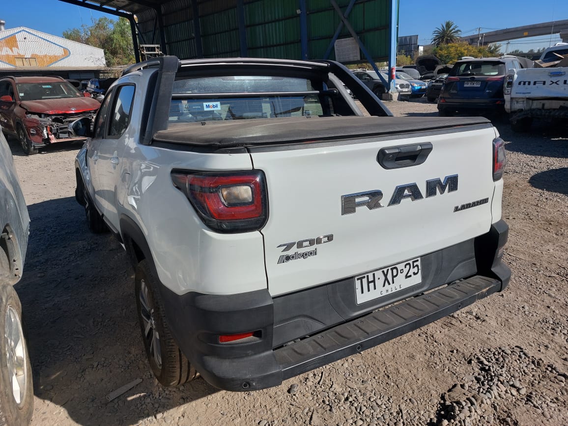RAM 700 2024