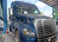 FREIGHTLINER CA113 2017