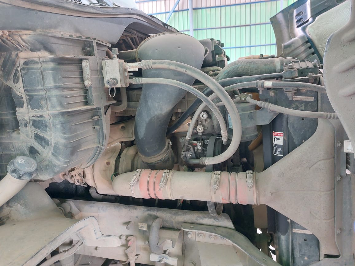 FREIGHTLINER CA113 2017