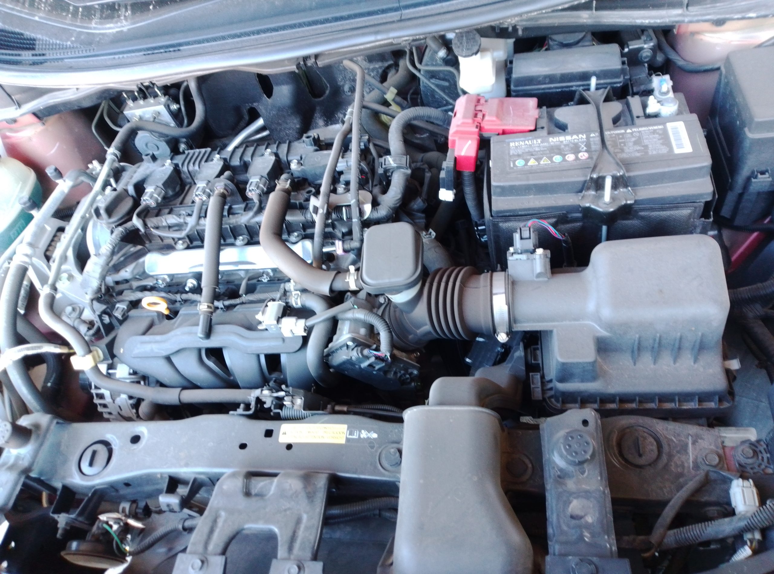 NISSAN VERSA 2023