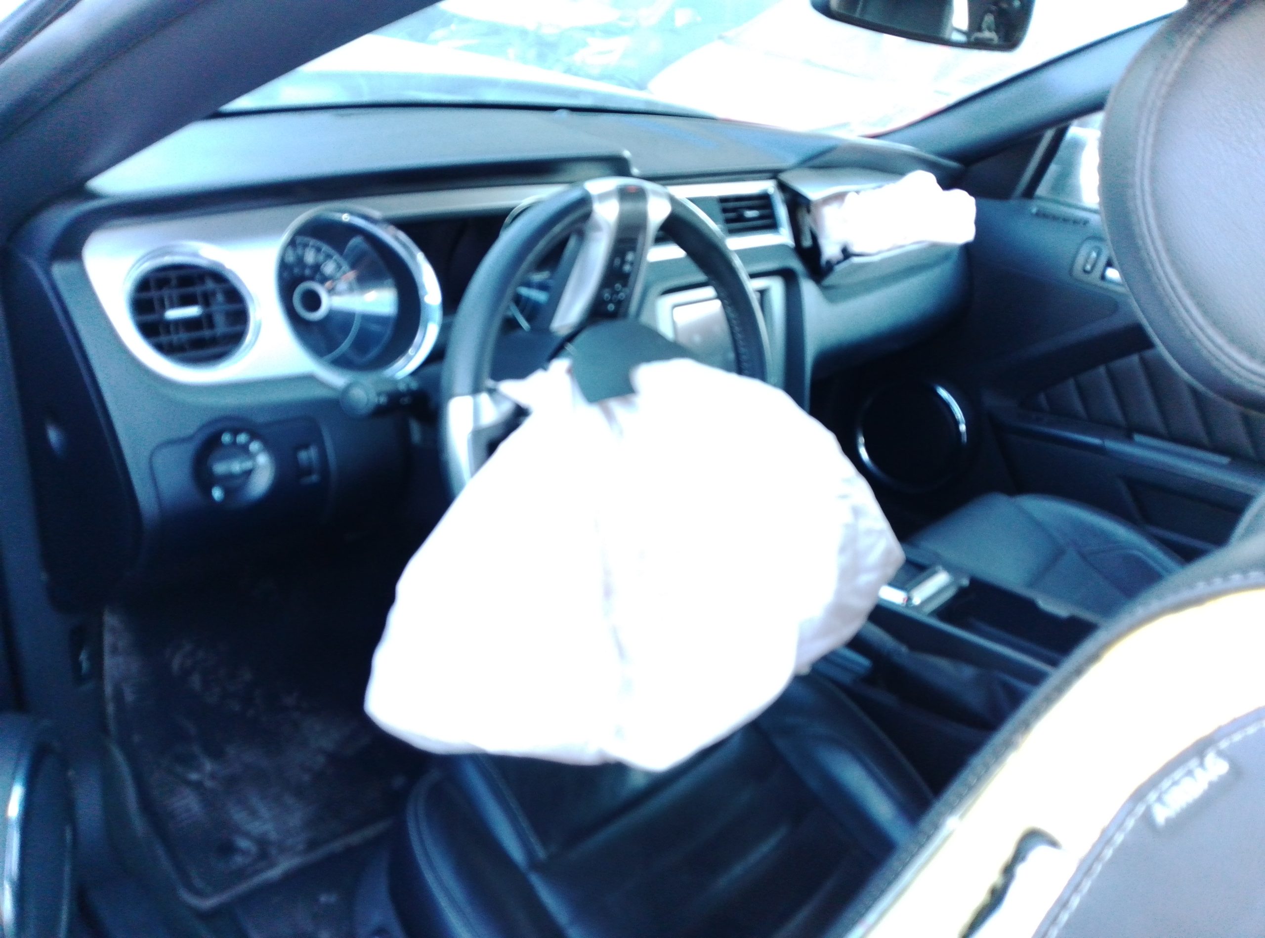 FORD MUSTANG 2015