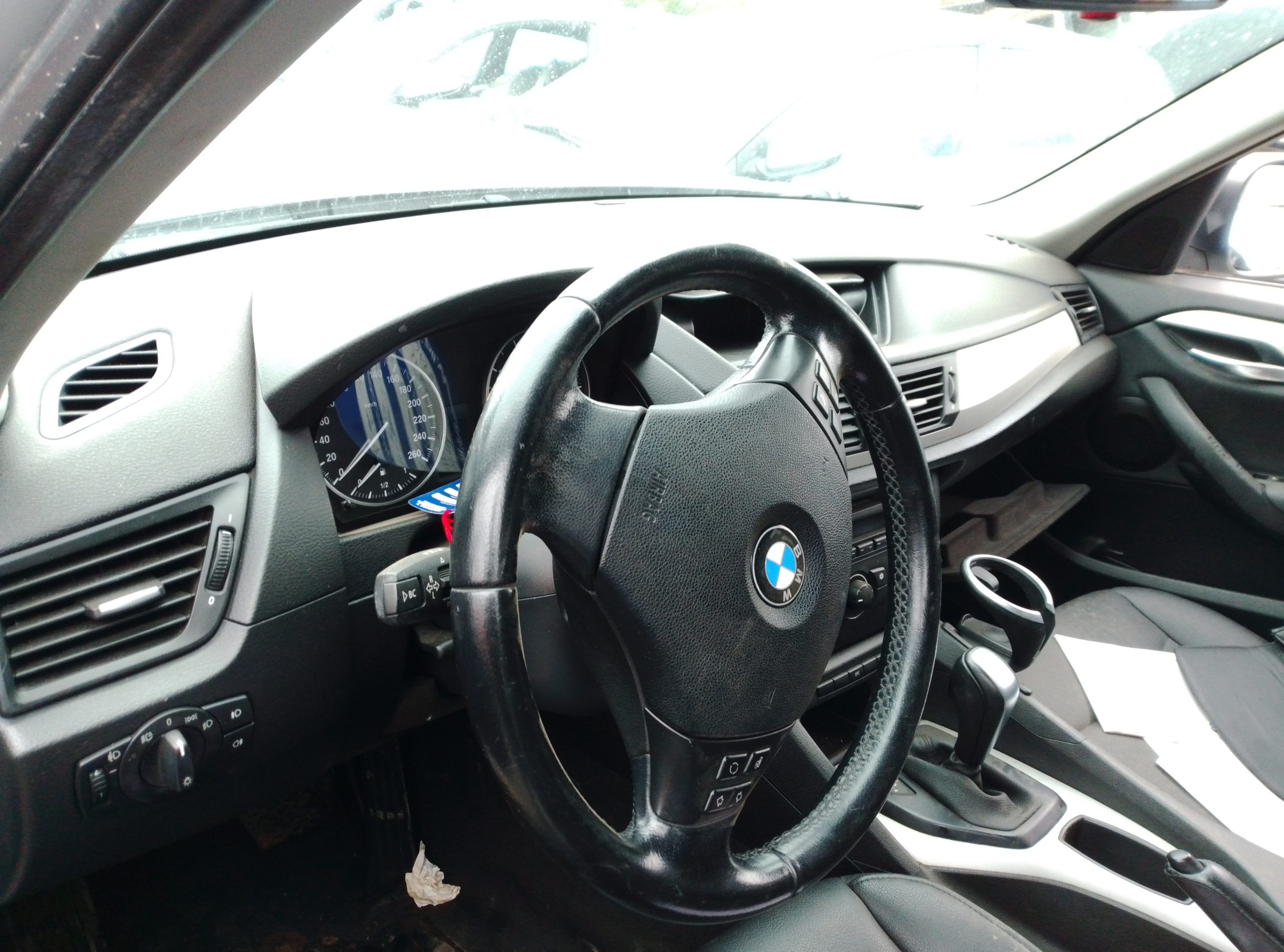 BMW X1 2011