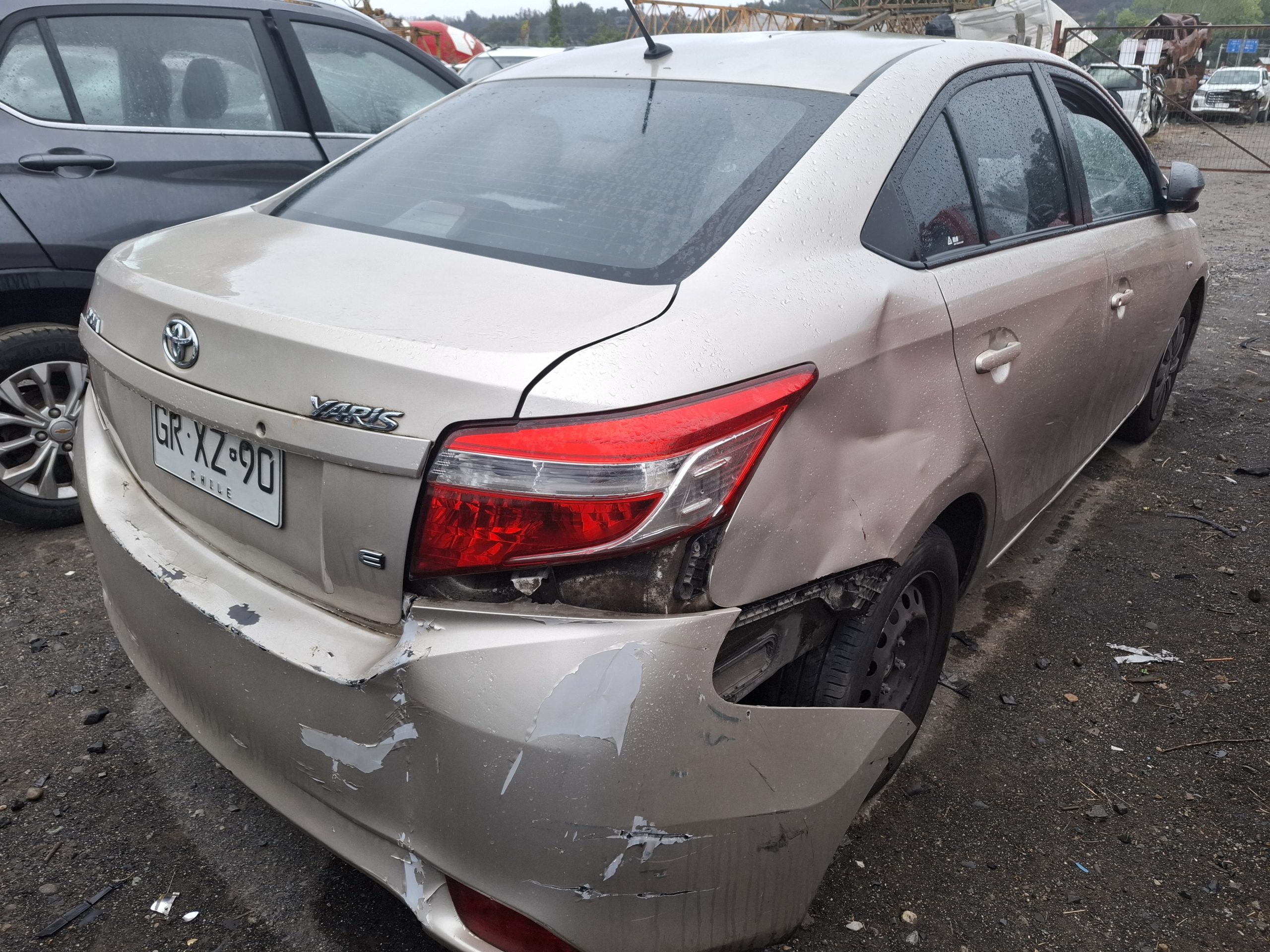 TOYOTA YARIS 2014