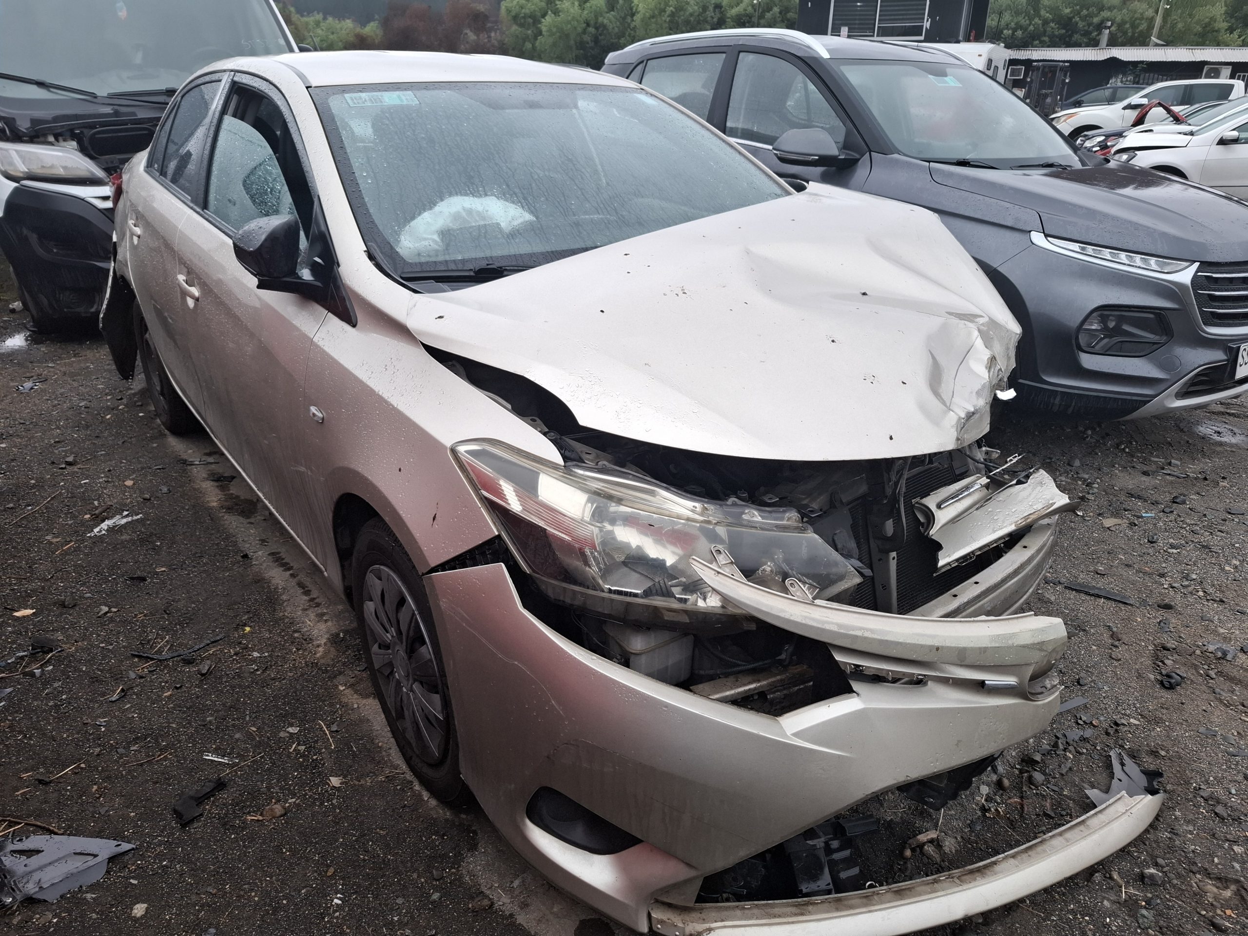 TOYOTA YARIS 2014