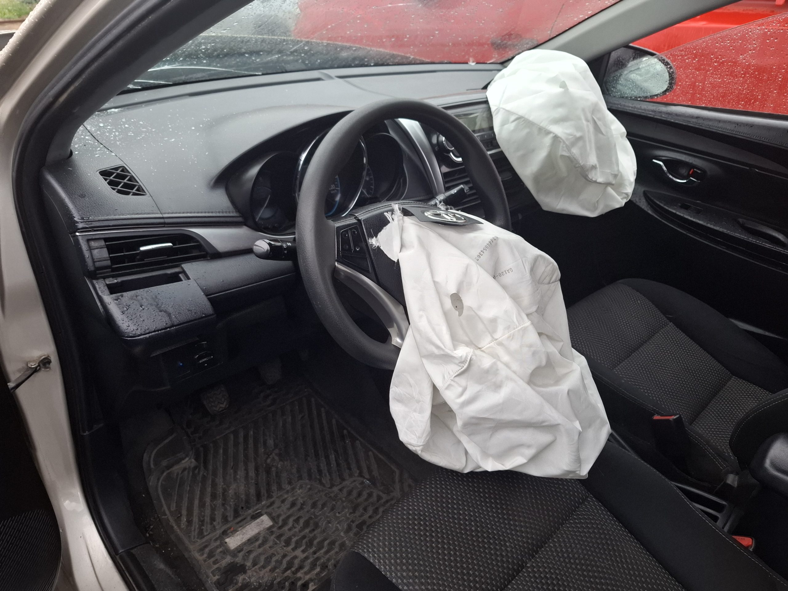TOYOTA YARIS 2014