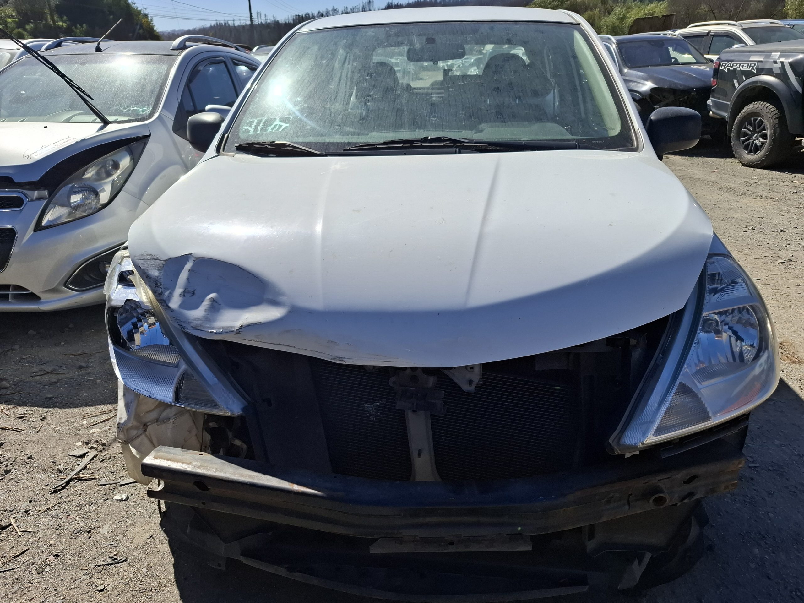 NISSAN TIIDA 2013