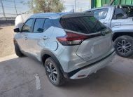 NISSAN KICKS 2025