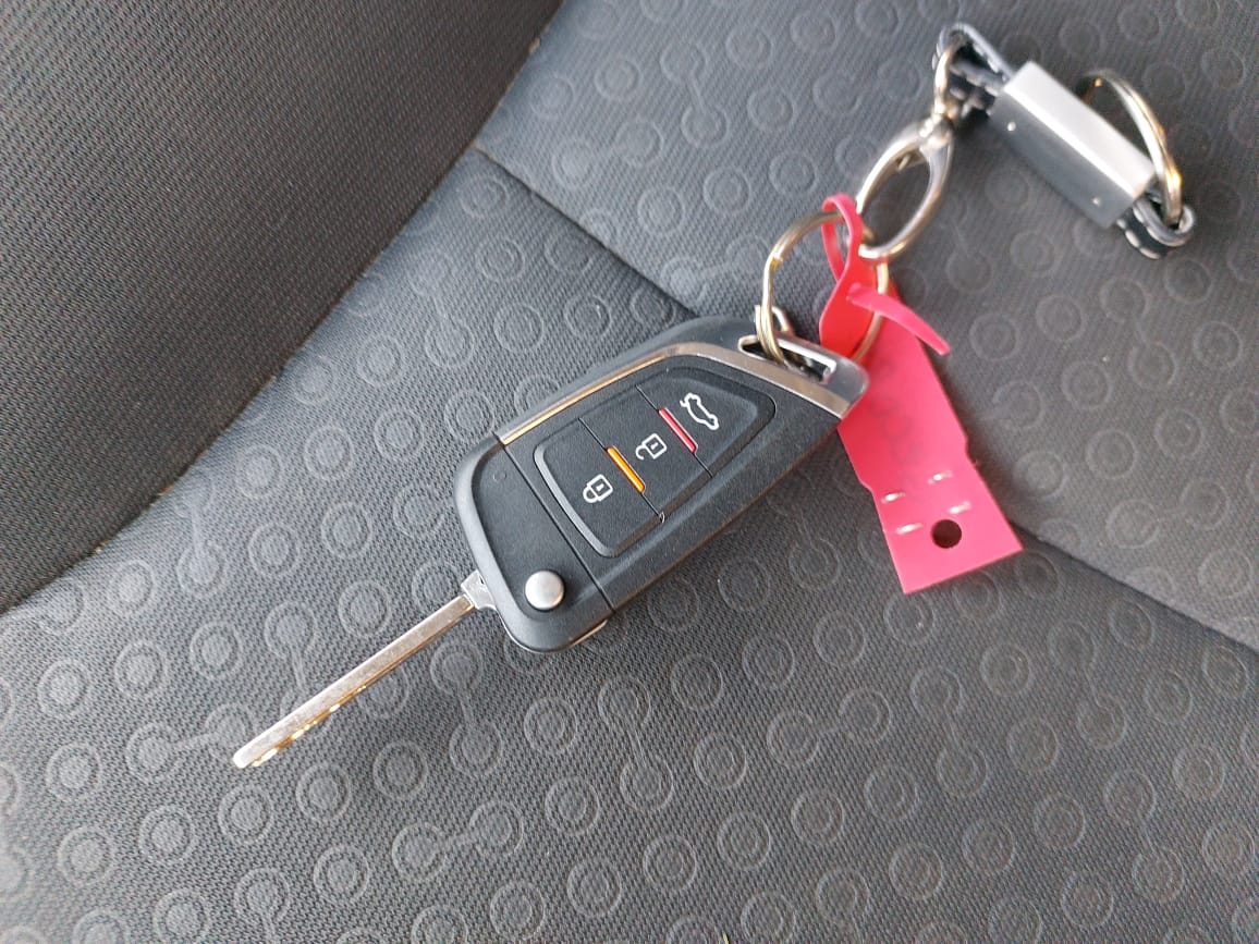 HYUNDAI ACCENT 2015