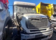 FREIGHTLINER CL 120 2005