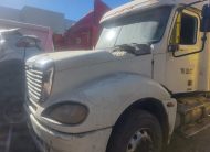 FREIGHTLINER CL 120 2005