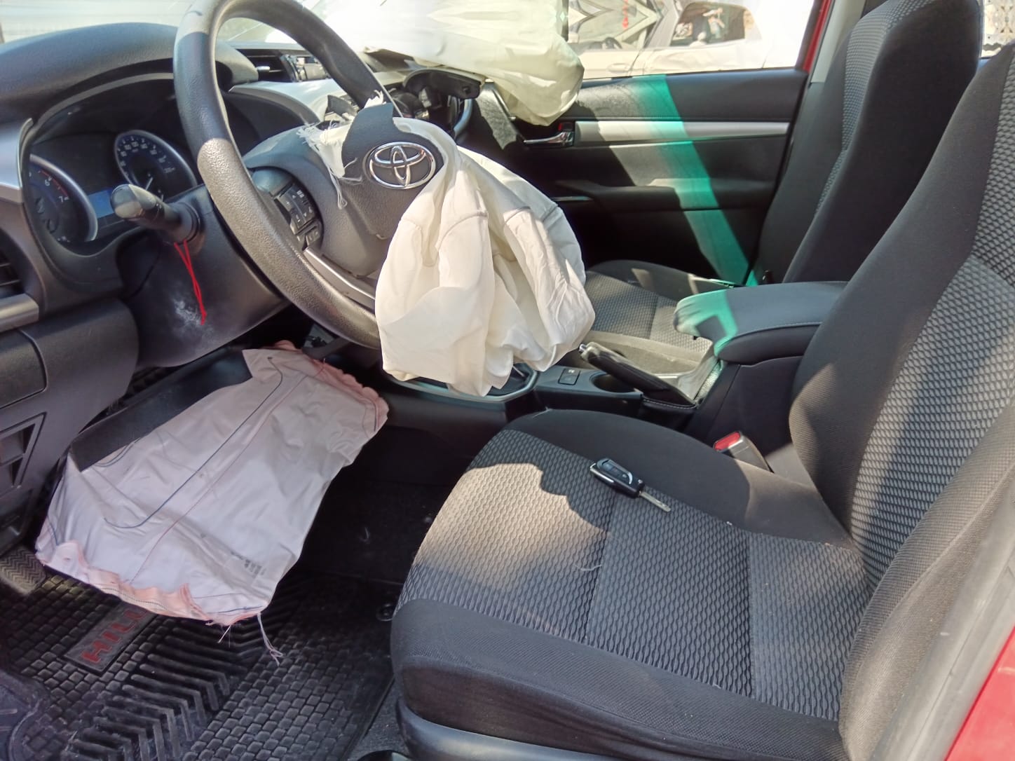 TOYOTA HILUX 2018