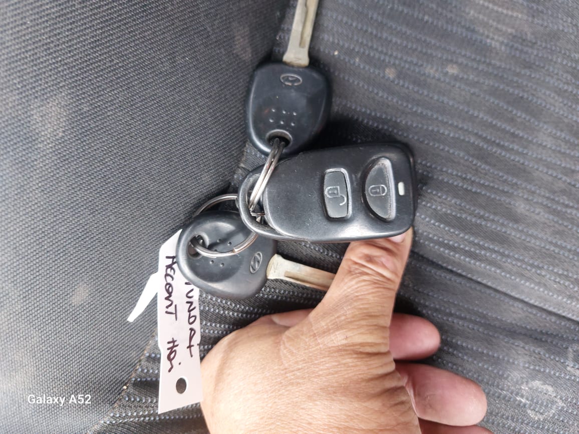 HYUNDAI ACCENT 2015