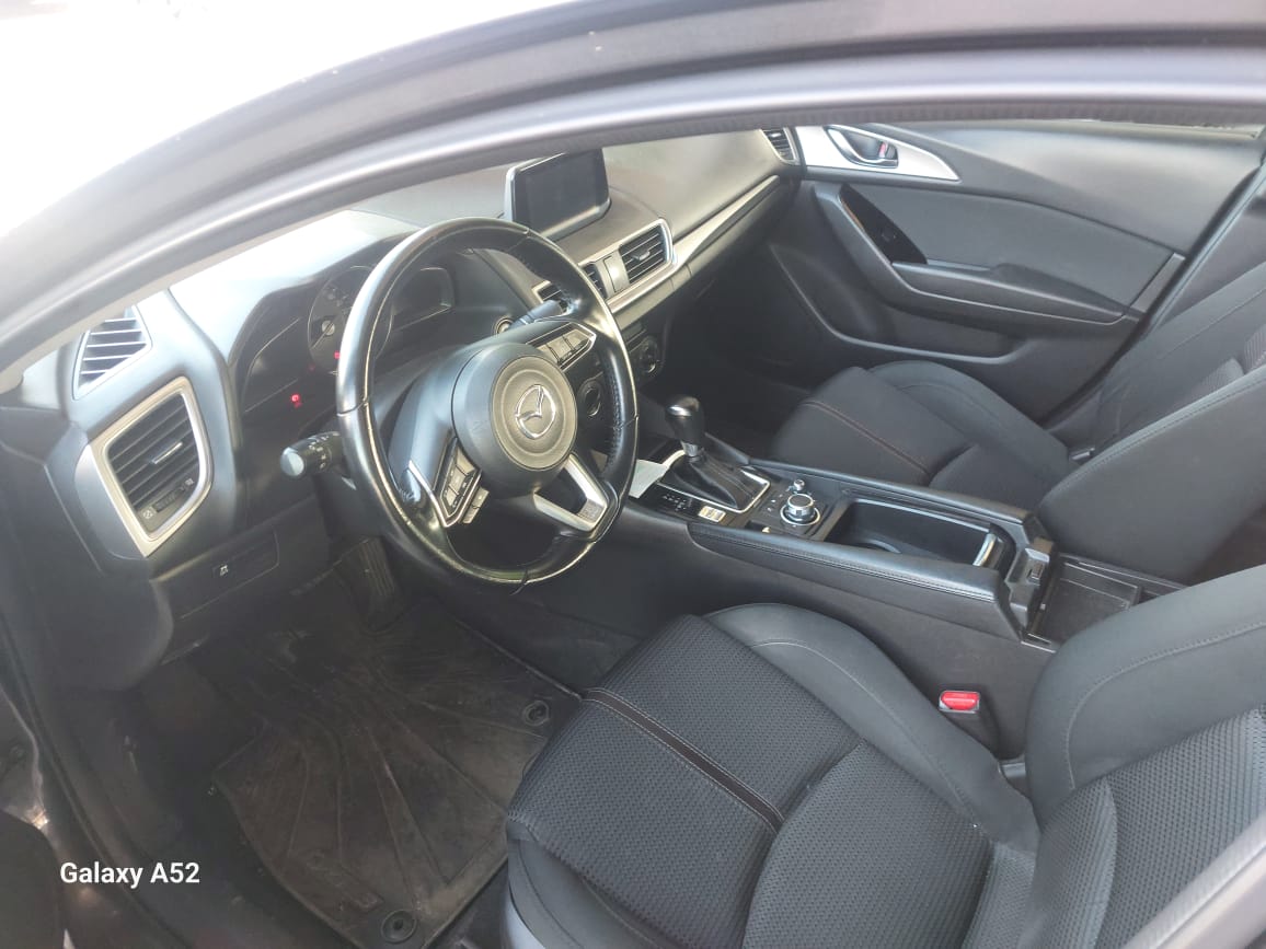 MAZDA NEW 3 2019