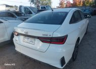 TOYOTA YARIS 2024