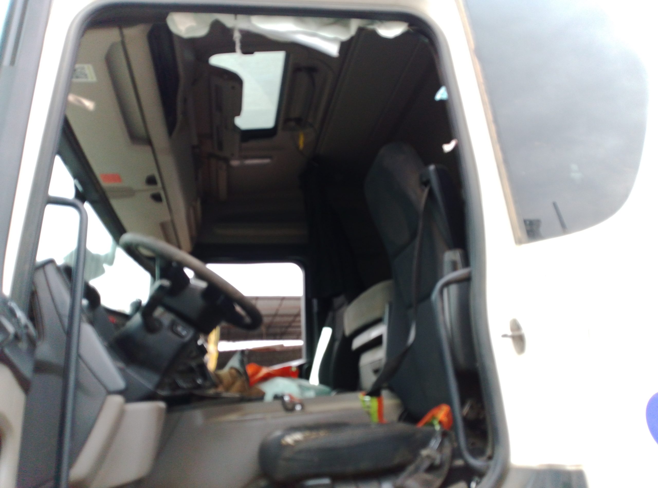 SCANIA P410 2022