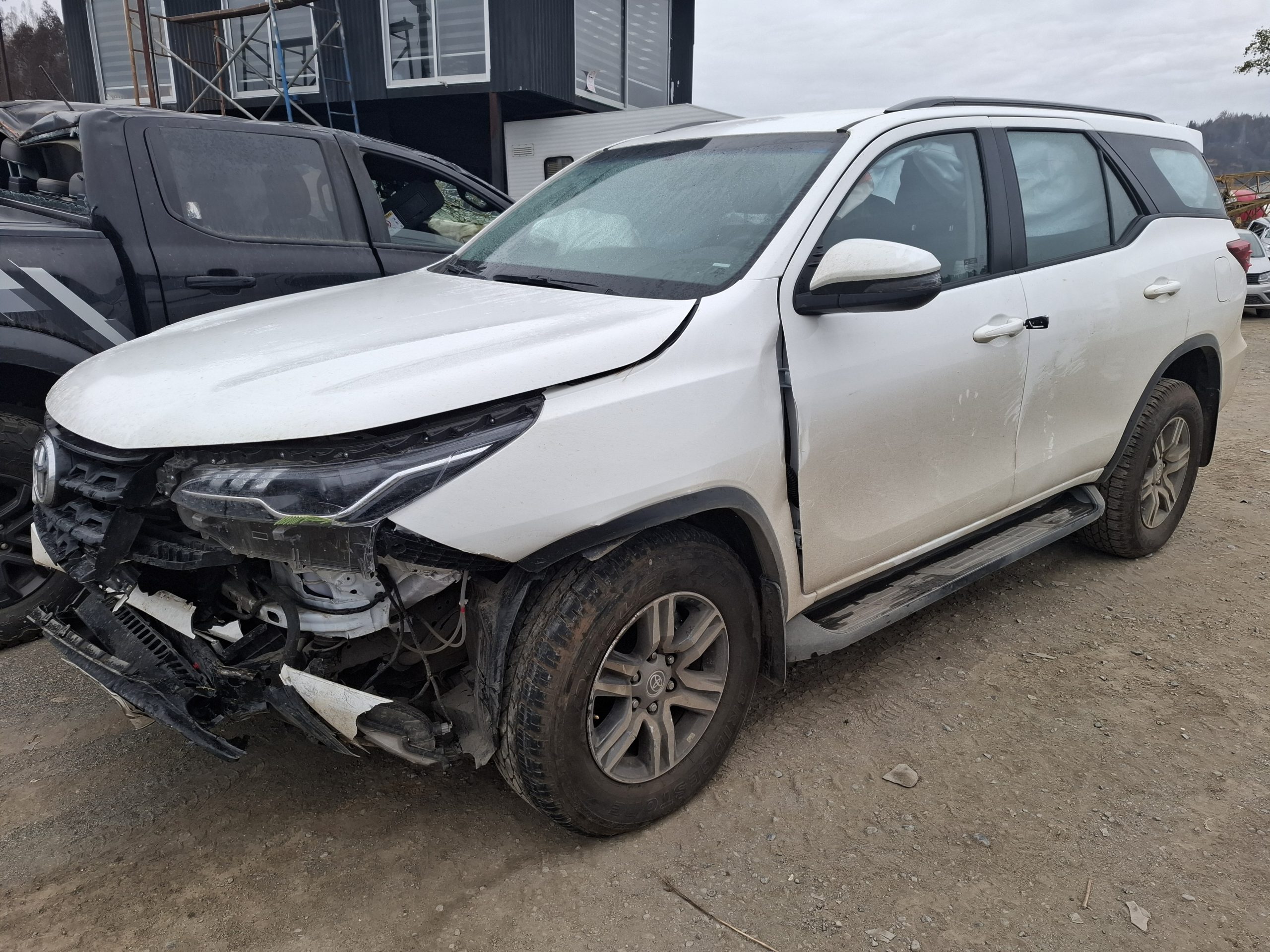 TOYOTA FORTUNER 2025