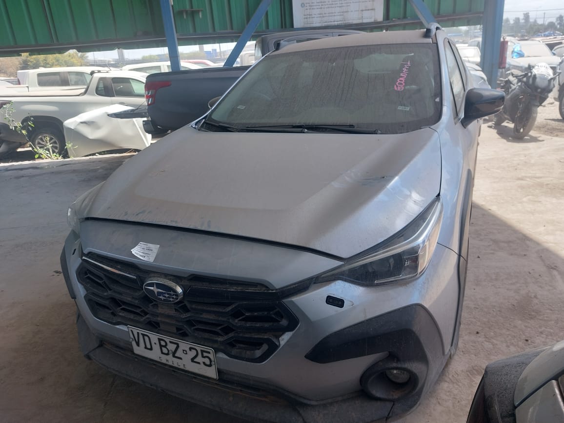 SUBARU CROSSTREK 2025