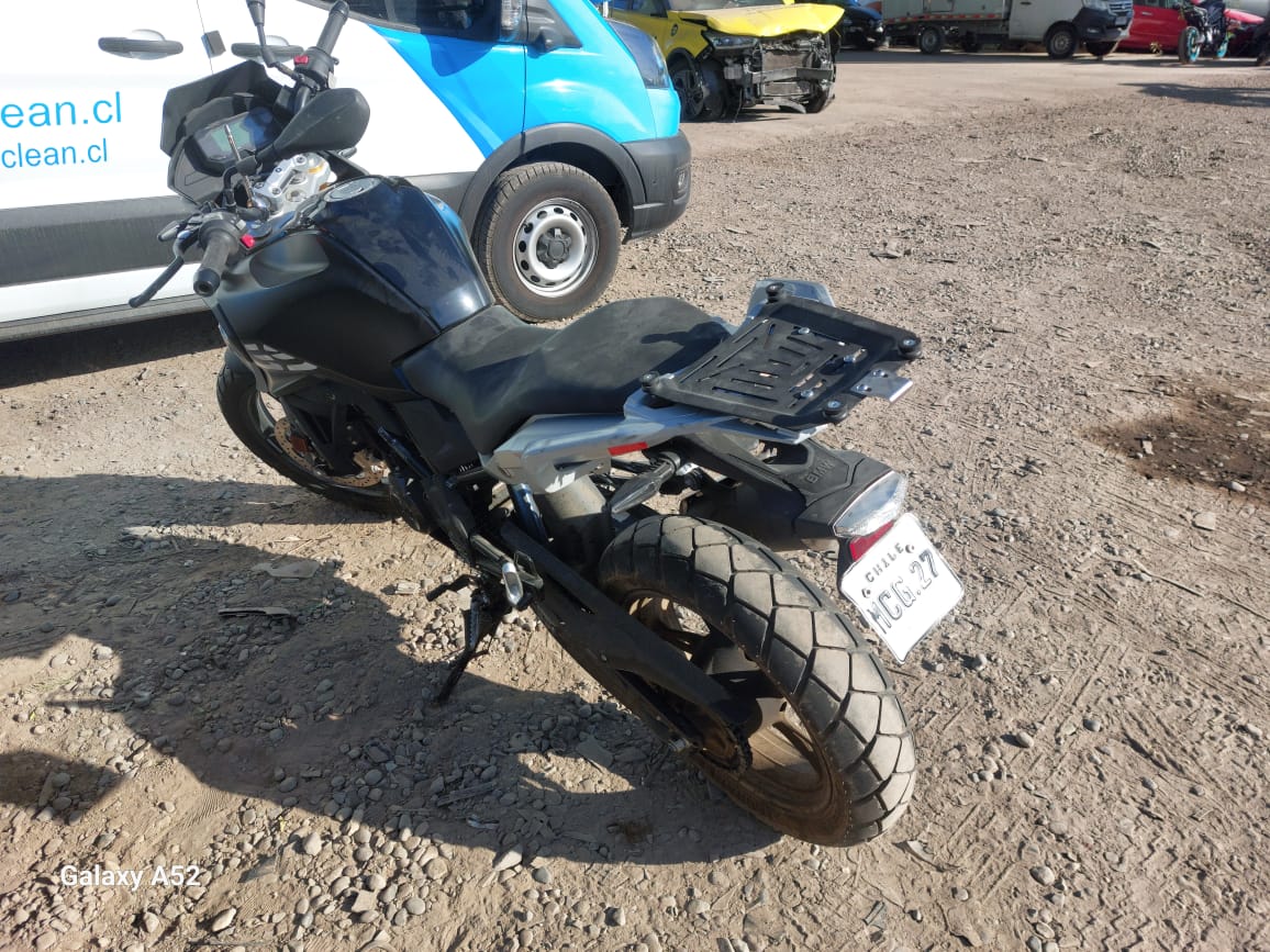 BMW G310 2025