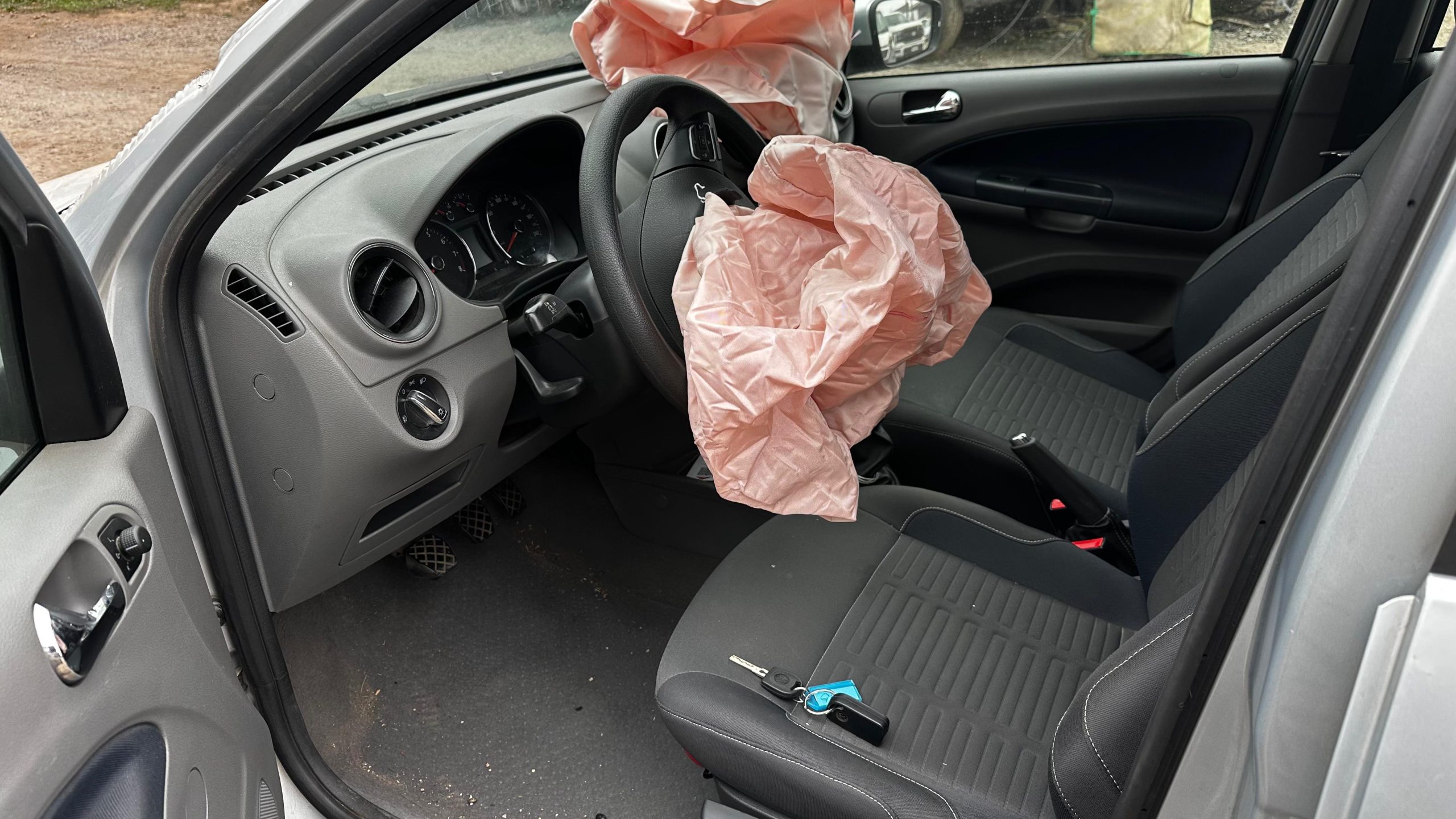 VOLKSWAGEN GOL 2016