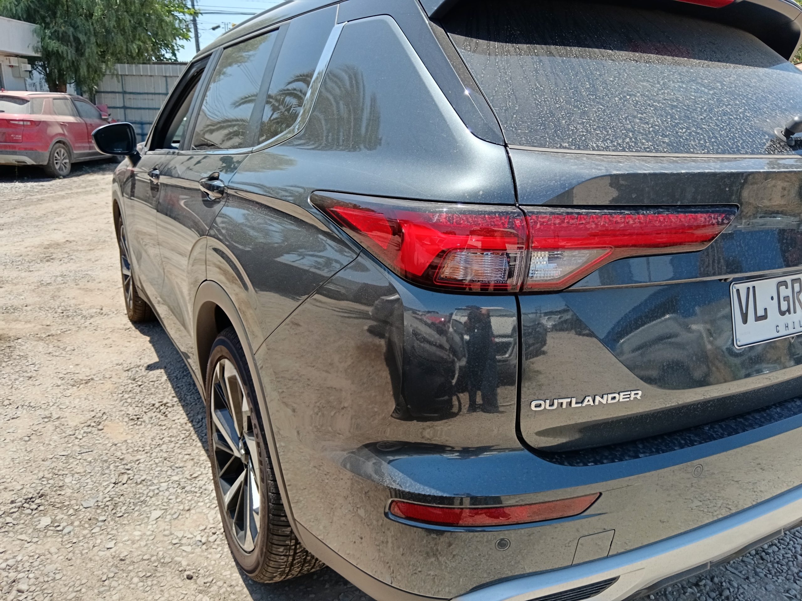 MITSUBISHI OUTLANDER 2026