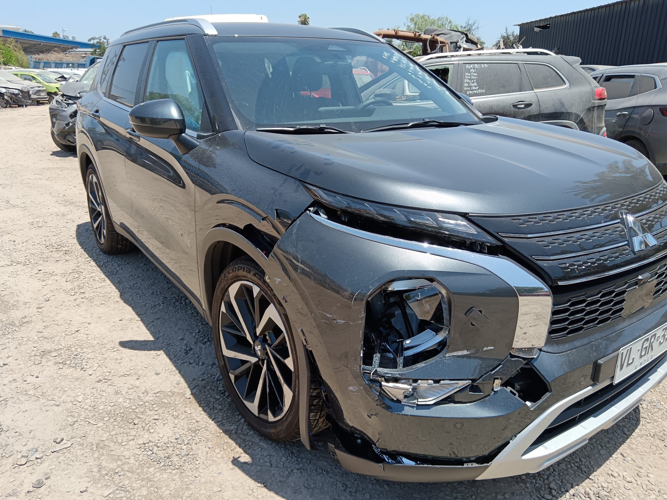 MITSUBISHI OUTLANDER 2026