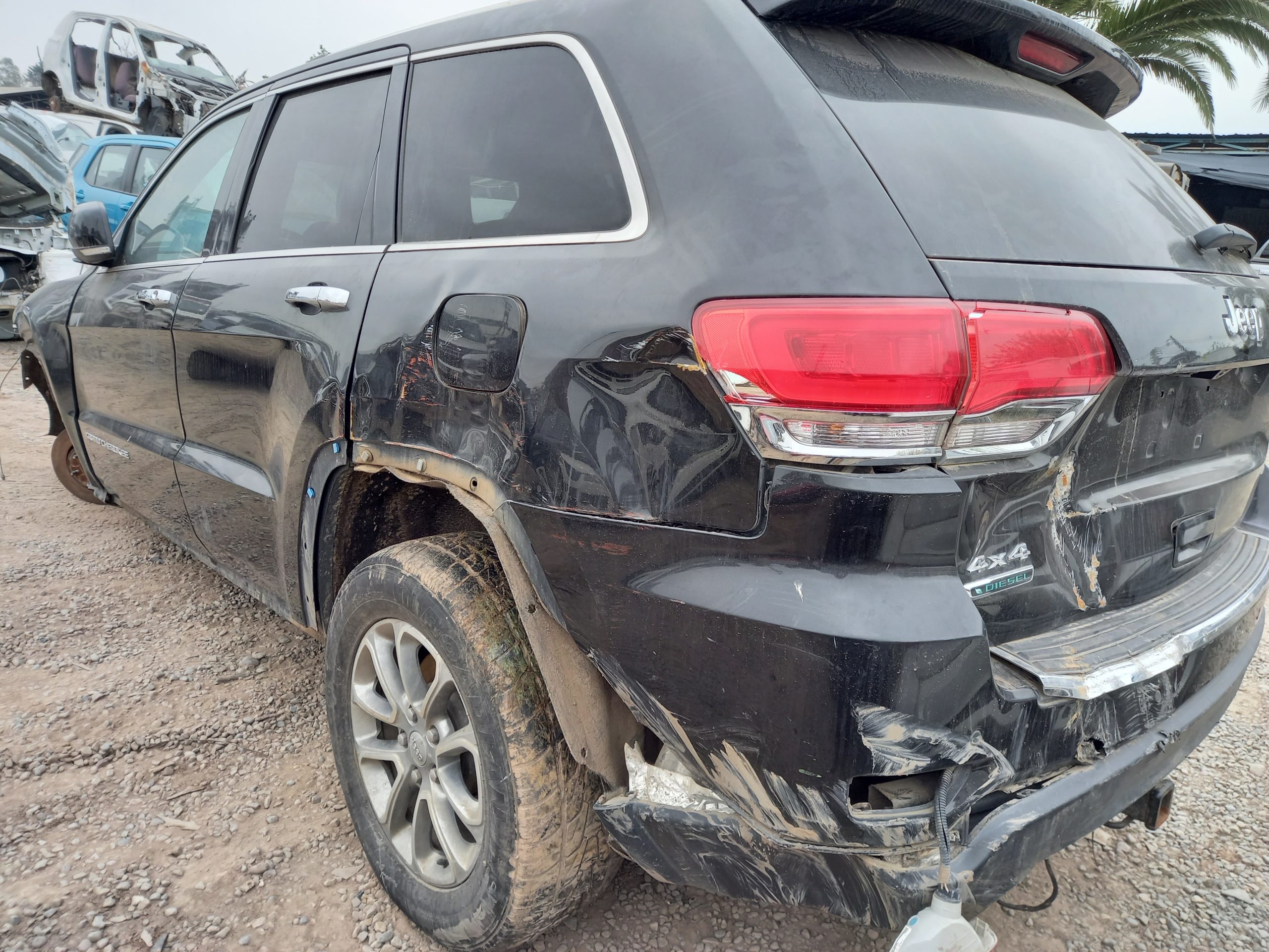 JEEP GRAND CHEROKEE –