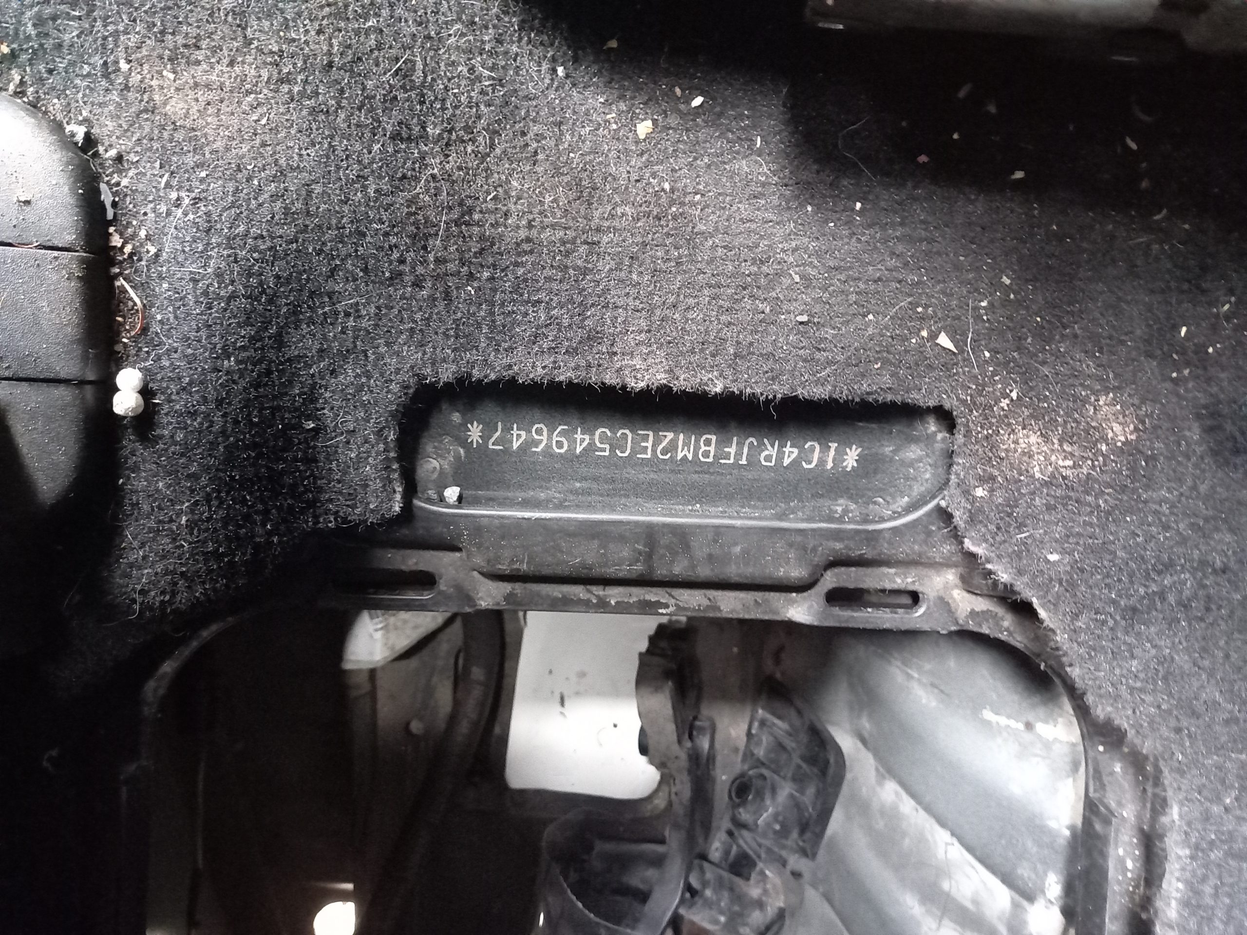 JEEP GRAND CHEROKEE –