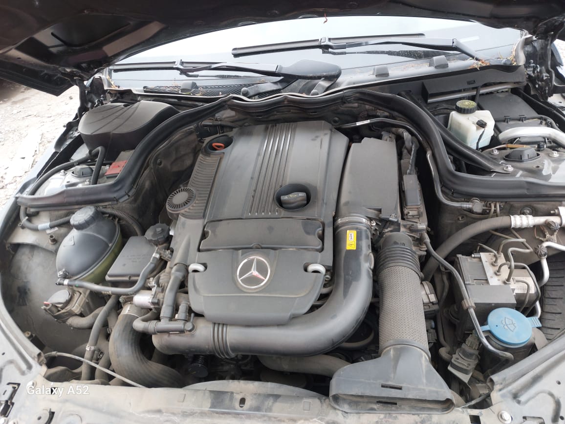 MERCEDES BENZ C180 2013
