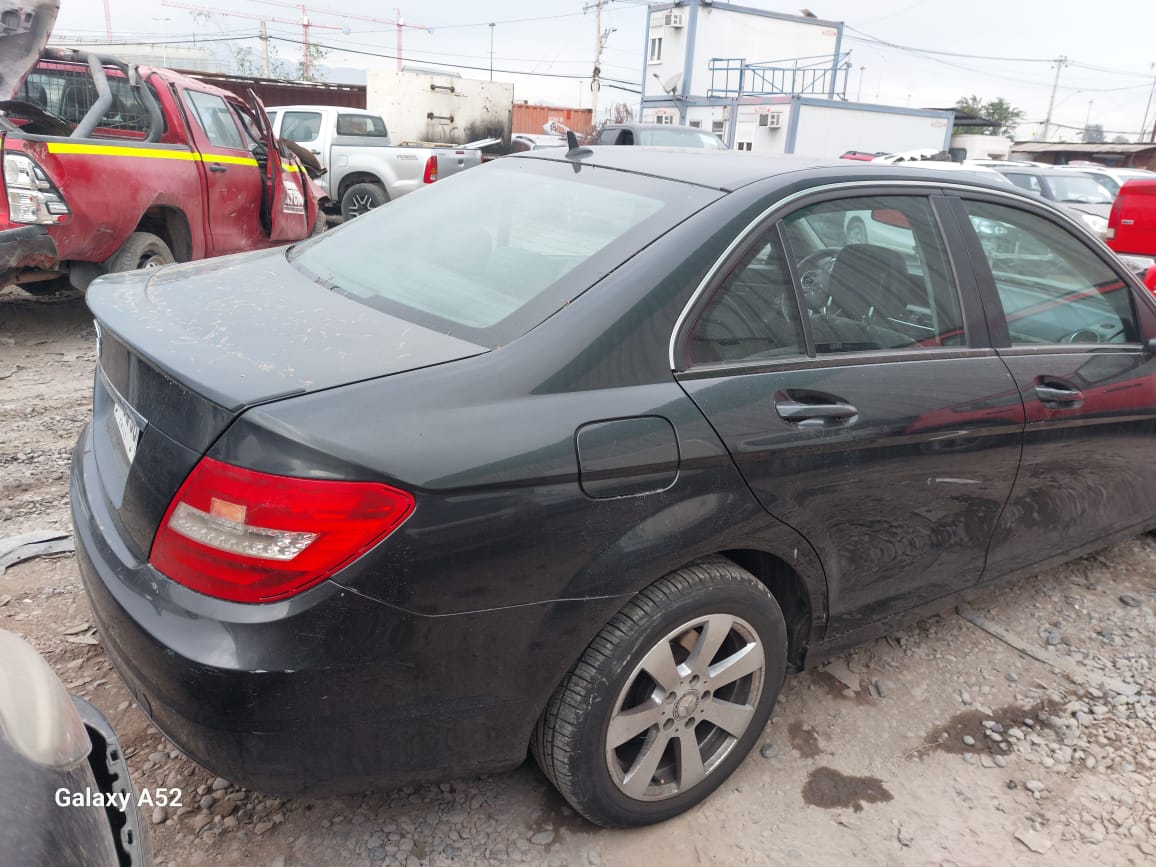 MERCEDES BENZ C180 2013