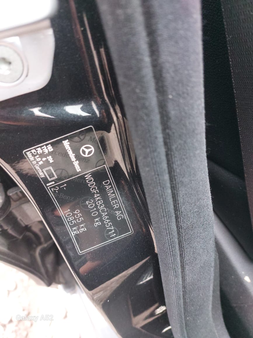 MERCEDES BENZ C180 2013