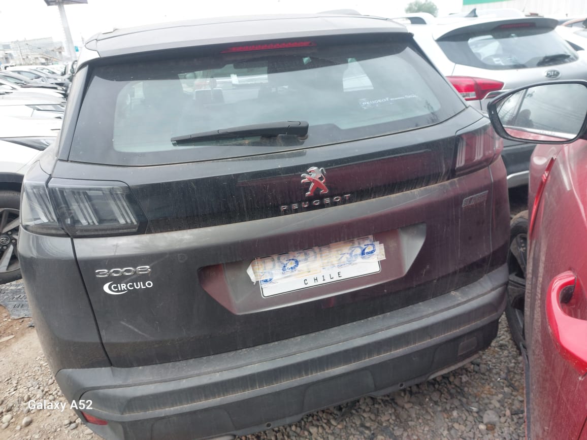 PEUGEOT 3008 2021