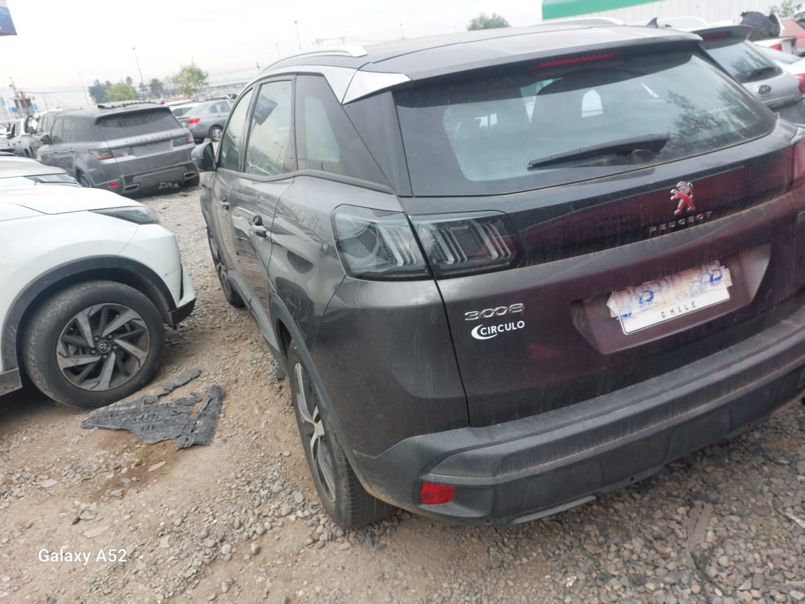 PEUGEOT 3008 2021