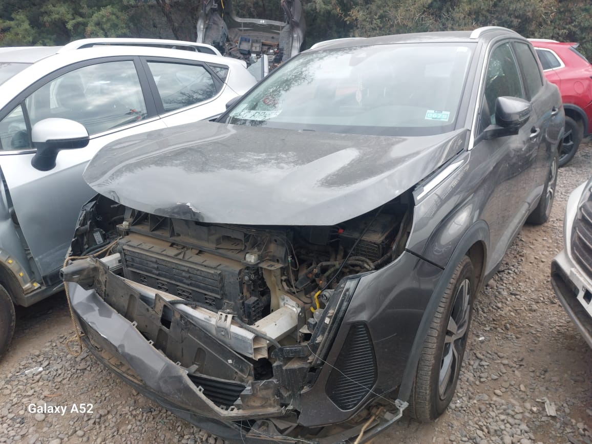 PEUGEOT 3008 2021
