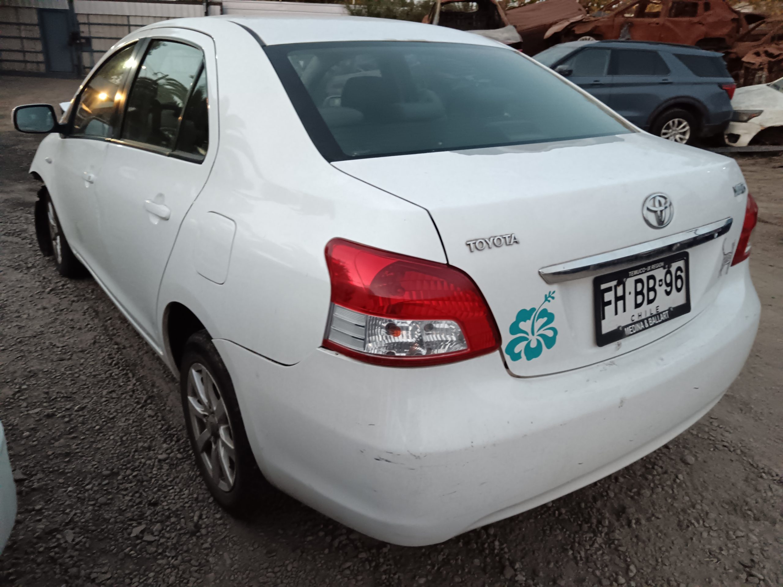 TOYOTA YARIS 2013