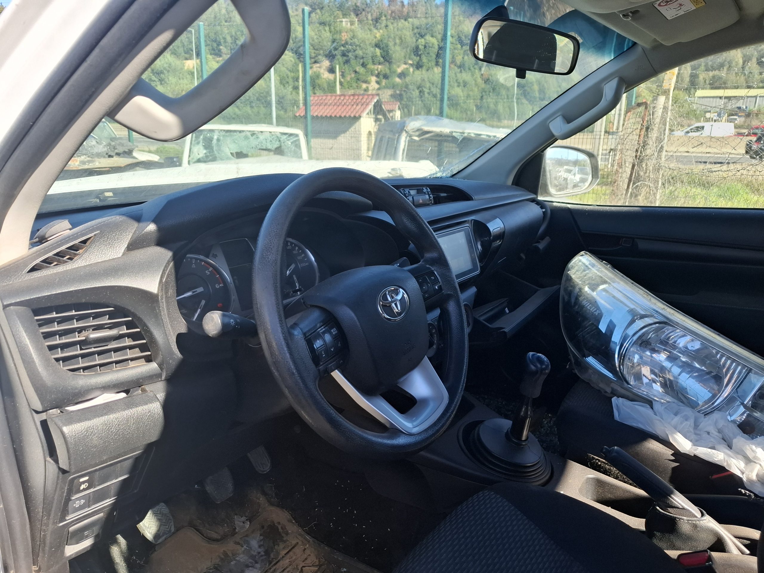 TOYOTA HI LUX 2024
