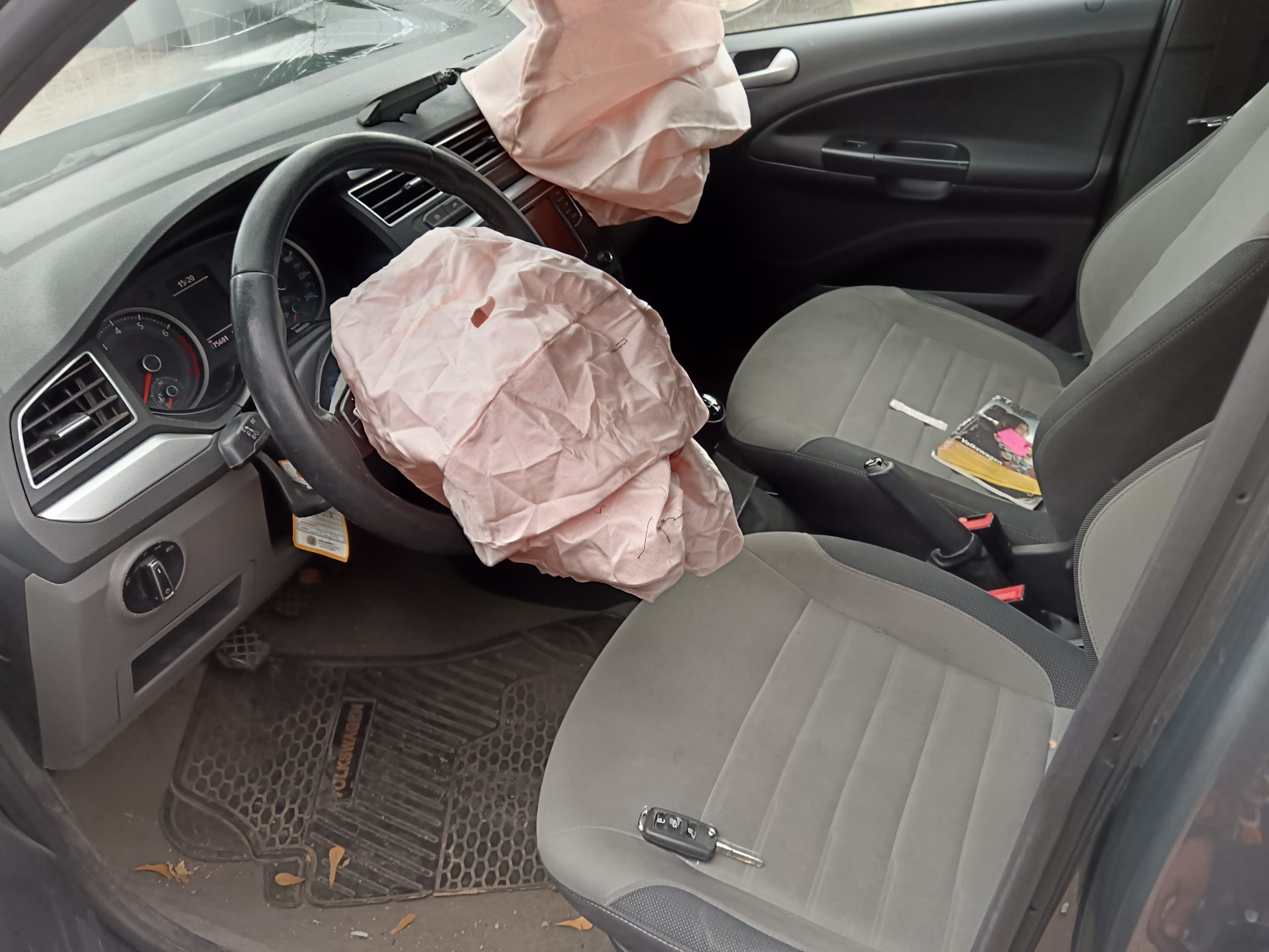 VOLKSWAGEN GOL 2020