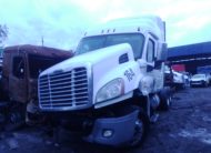 FREIGHTLINER CA113 2018