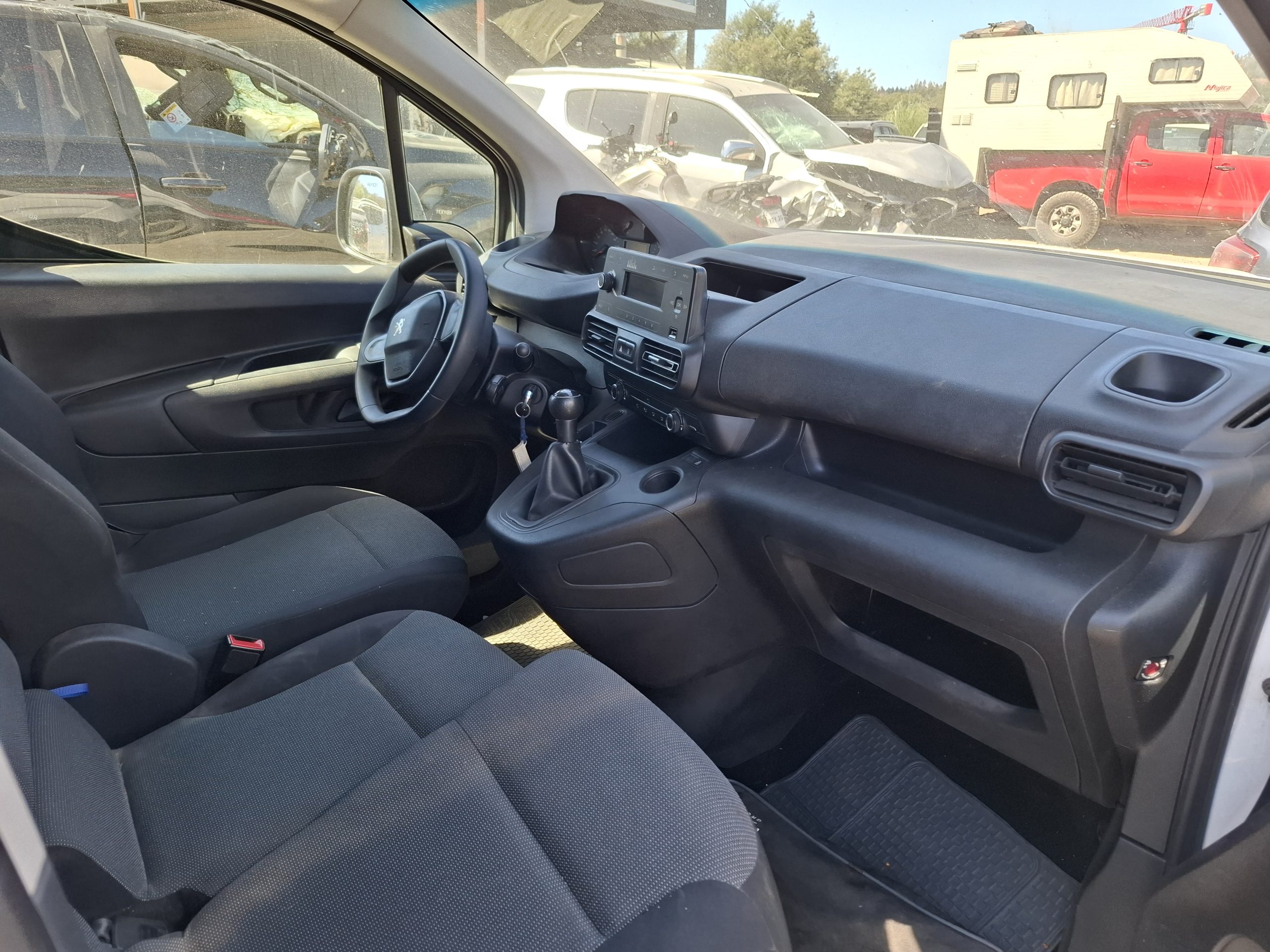 PEUGEOT PARTNER 2021