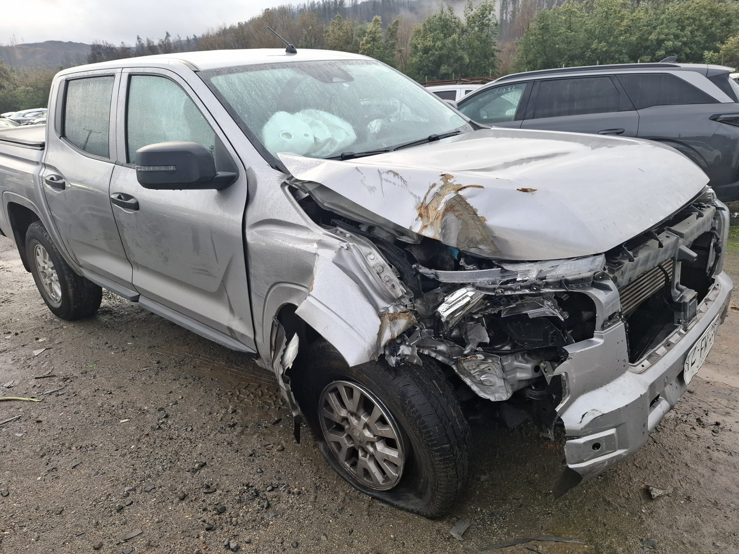 MITSUBISHI L 200 2025