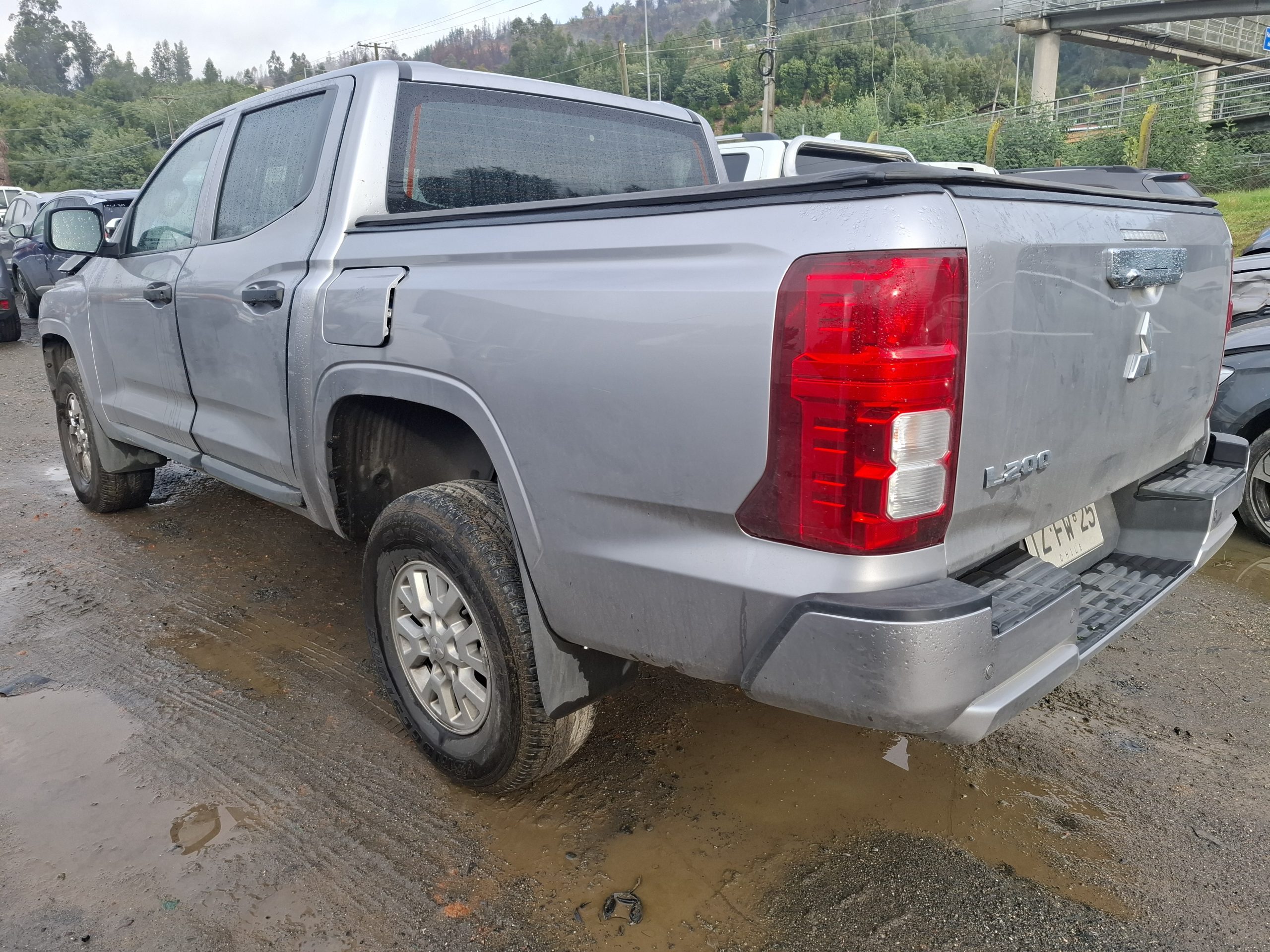 MITSUBISHI L 200 2025