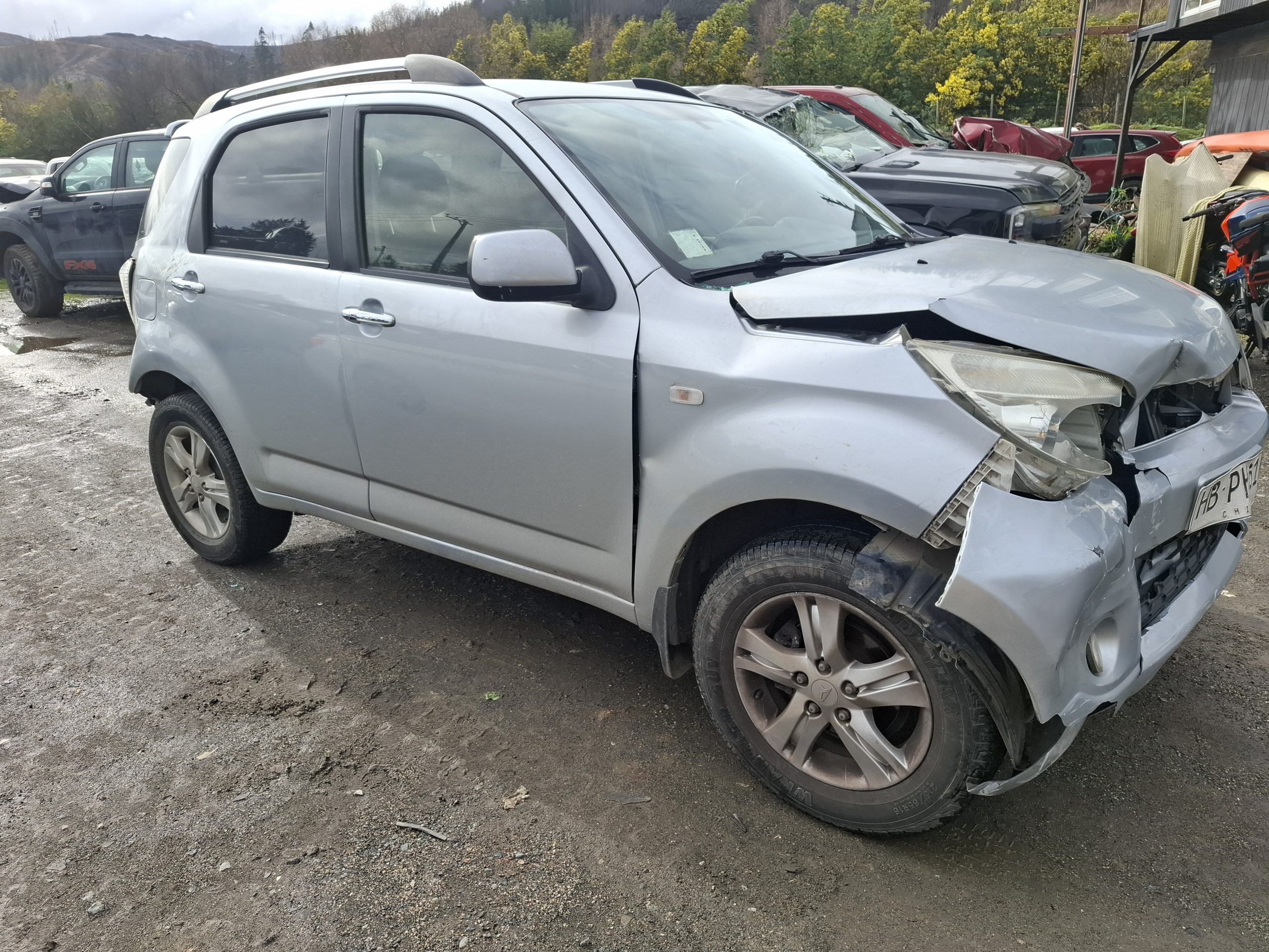 DAIHATSU TERIOS 2015