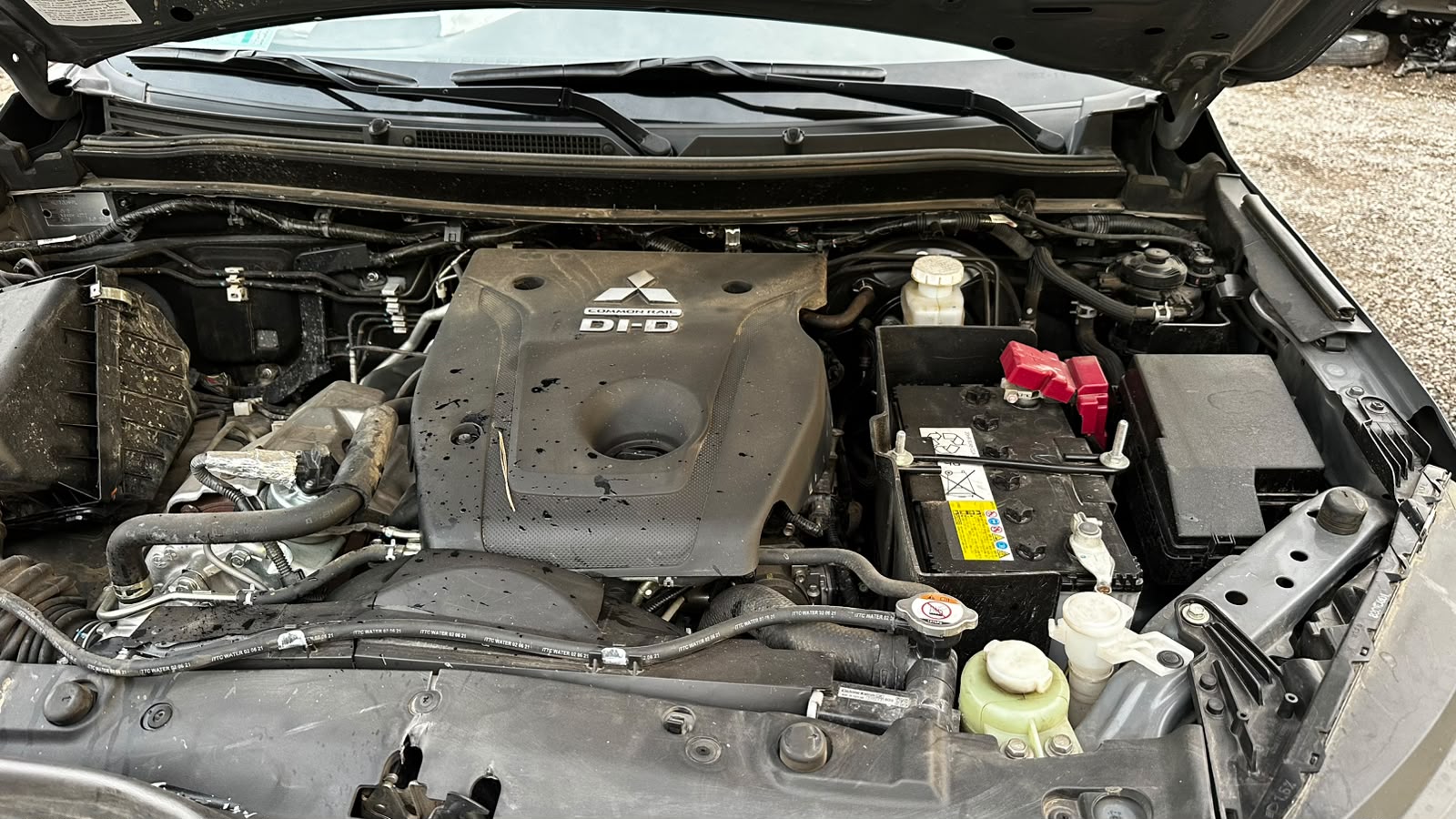 MITSUBISHI L 200 2021