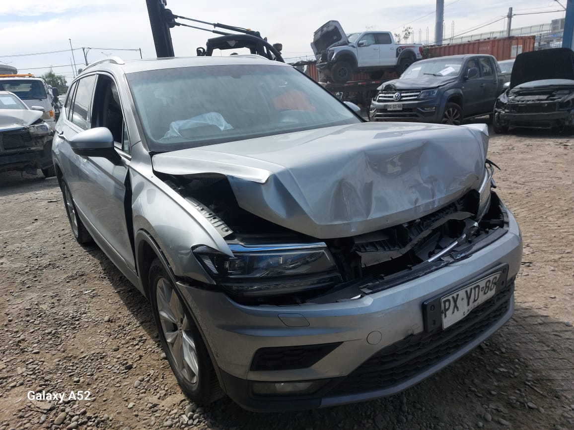 VOLKSWAGEN TIGUAN 2021