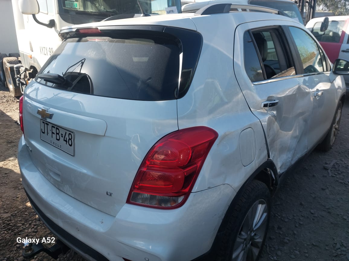 CHEVROLET TRACKER 2017