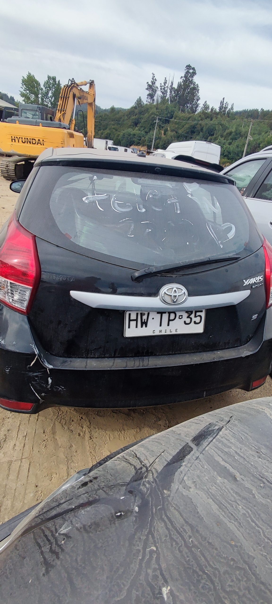 TOYOTA YARIS 2016