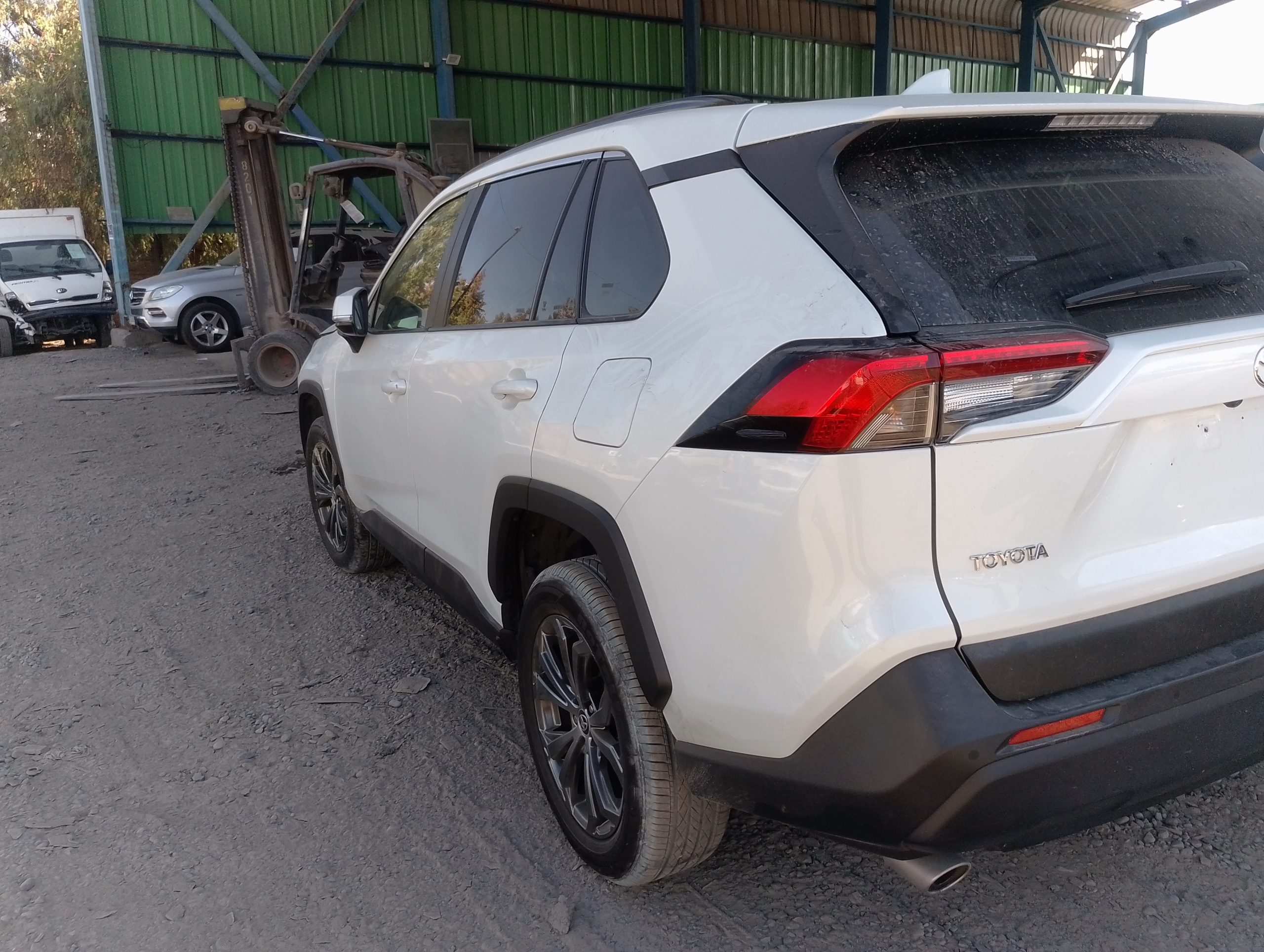 TOYOTA RAV 4 2023